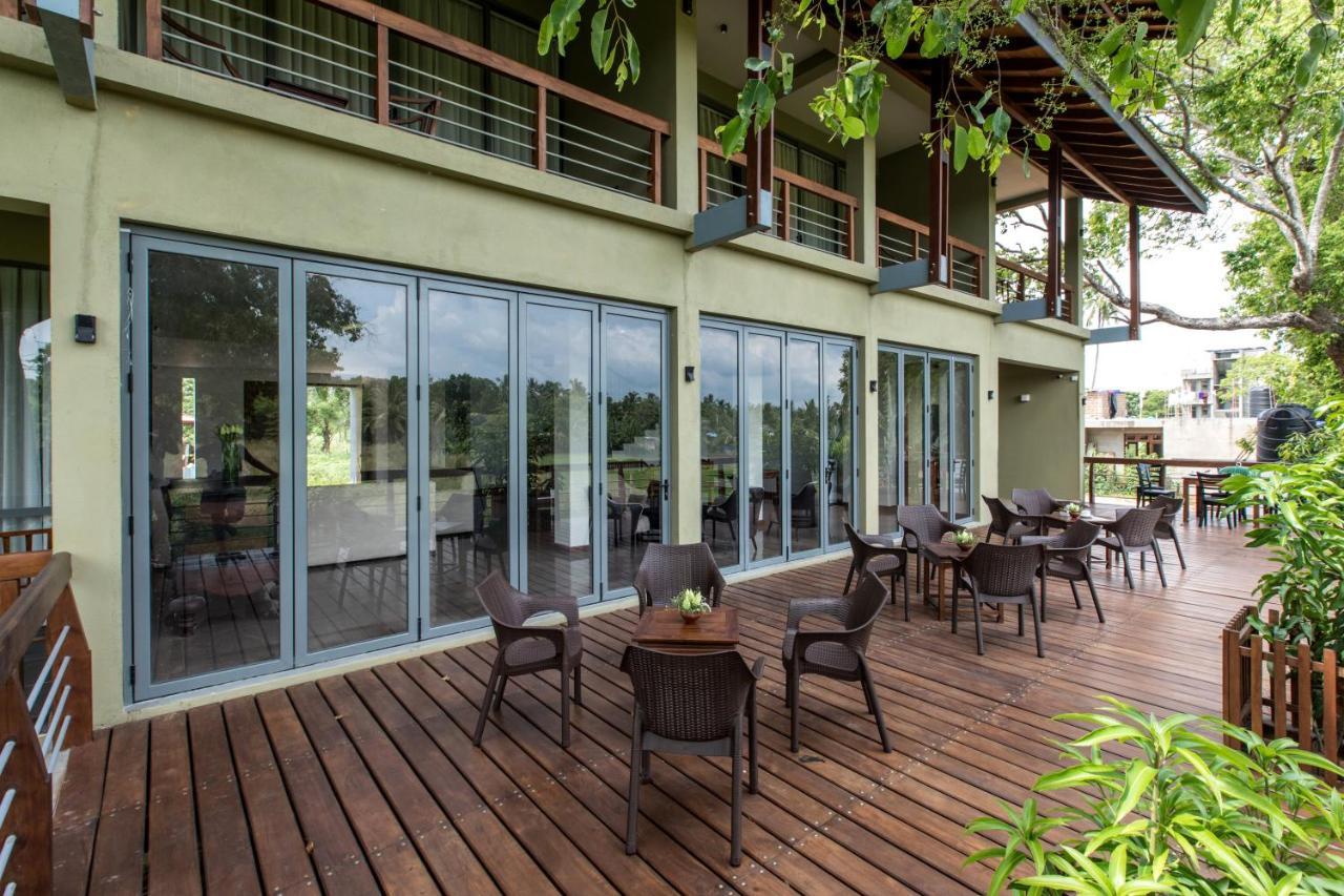 Hotel Earls Rajarata Anuradhapura Zewnętrze zdjęcie