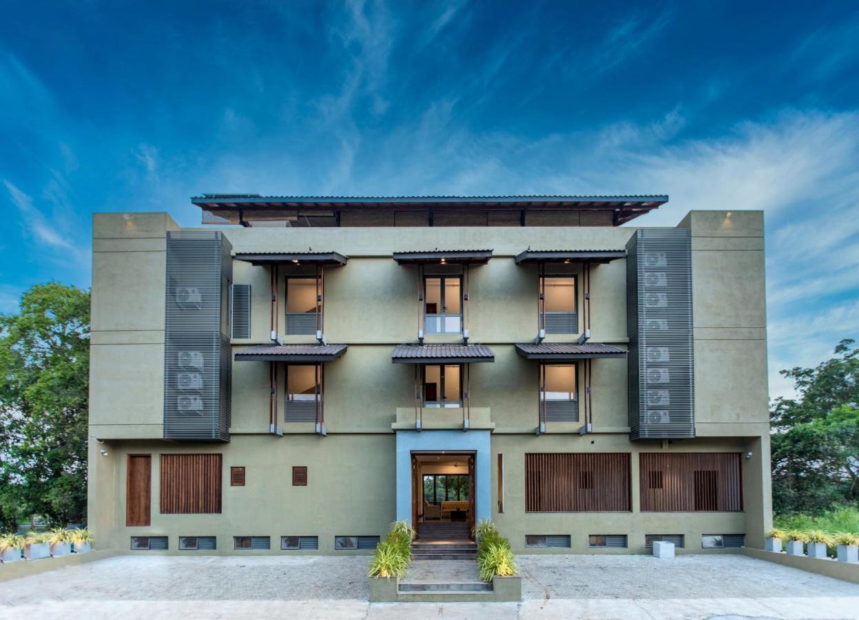 Hotel Earls Rajarata Anuradhapura Zewnętrze zdjęcie