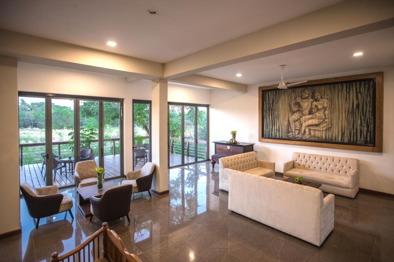 Hotel Earls Rajarata Anuradhapura Zewnętrze zdjęcie