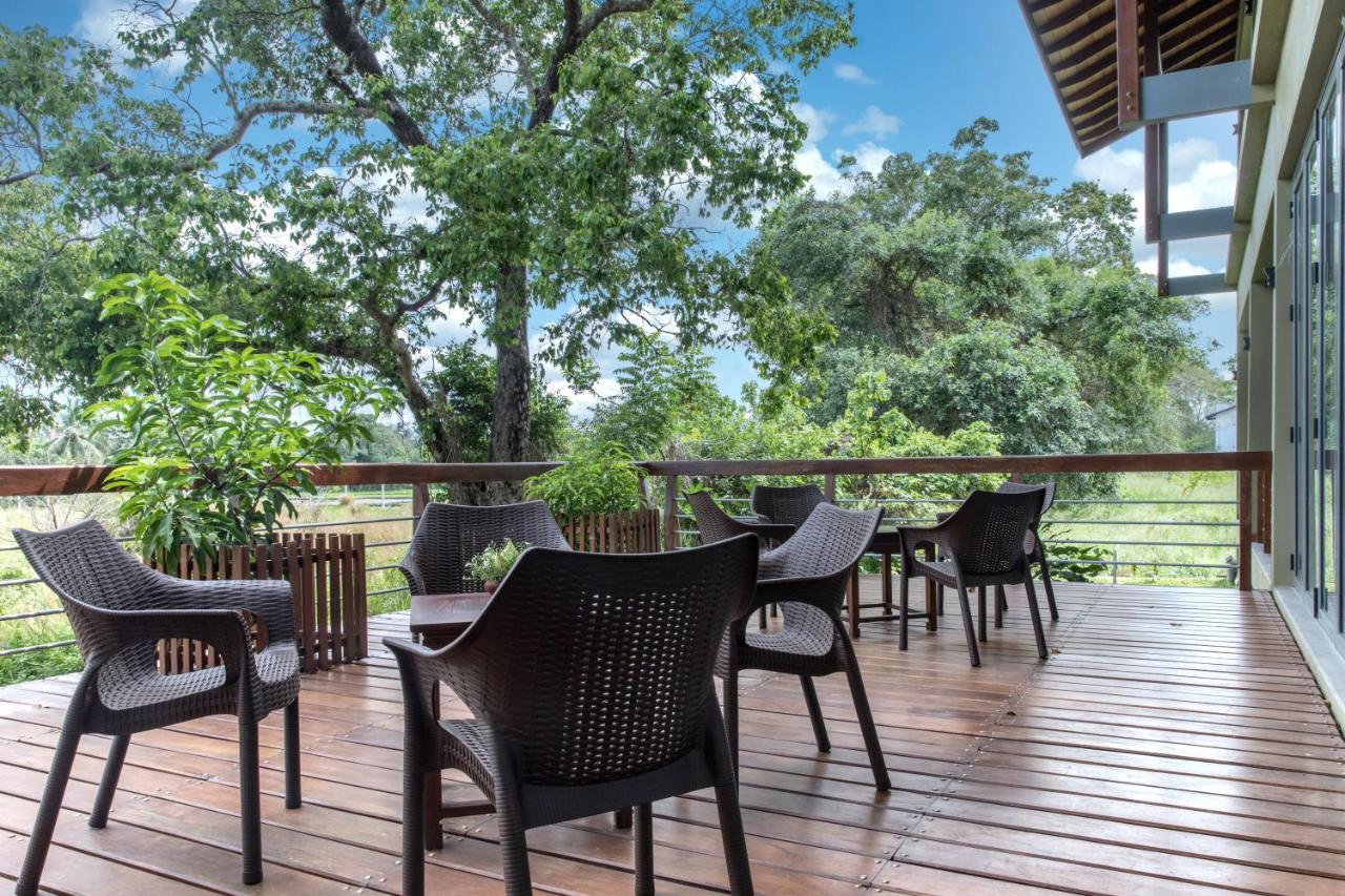 Hotel Earls Rajarata Anuradhapura Zewnętrze zdjęcie