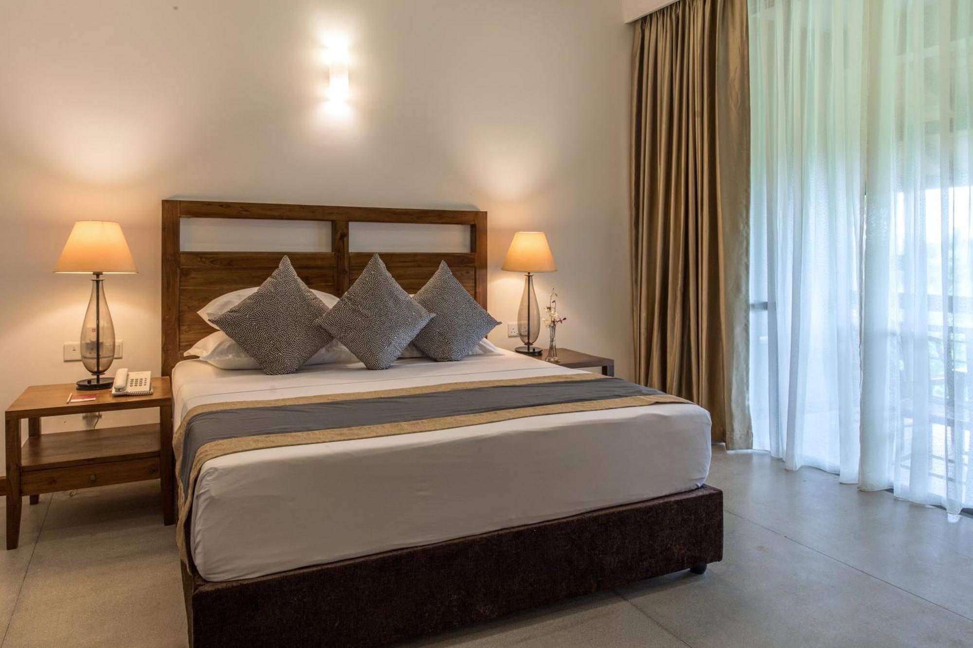 Hotel Earls Rajarata Anuradhapura Pokój zdjęcie