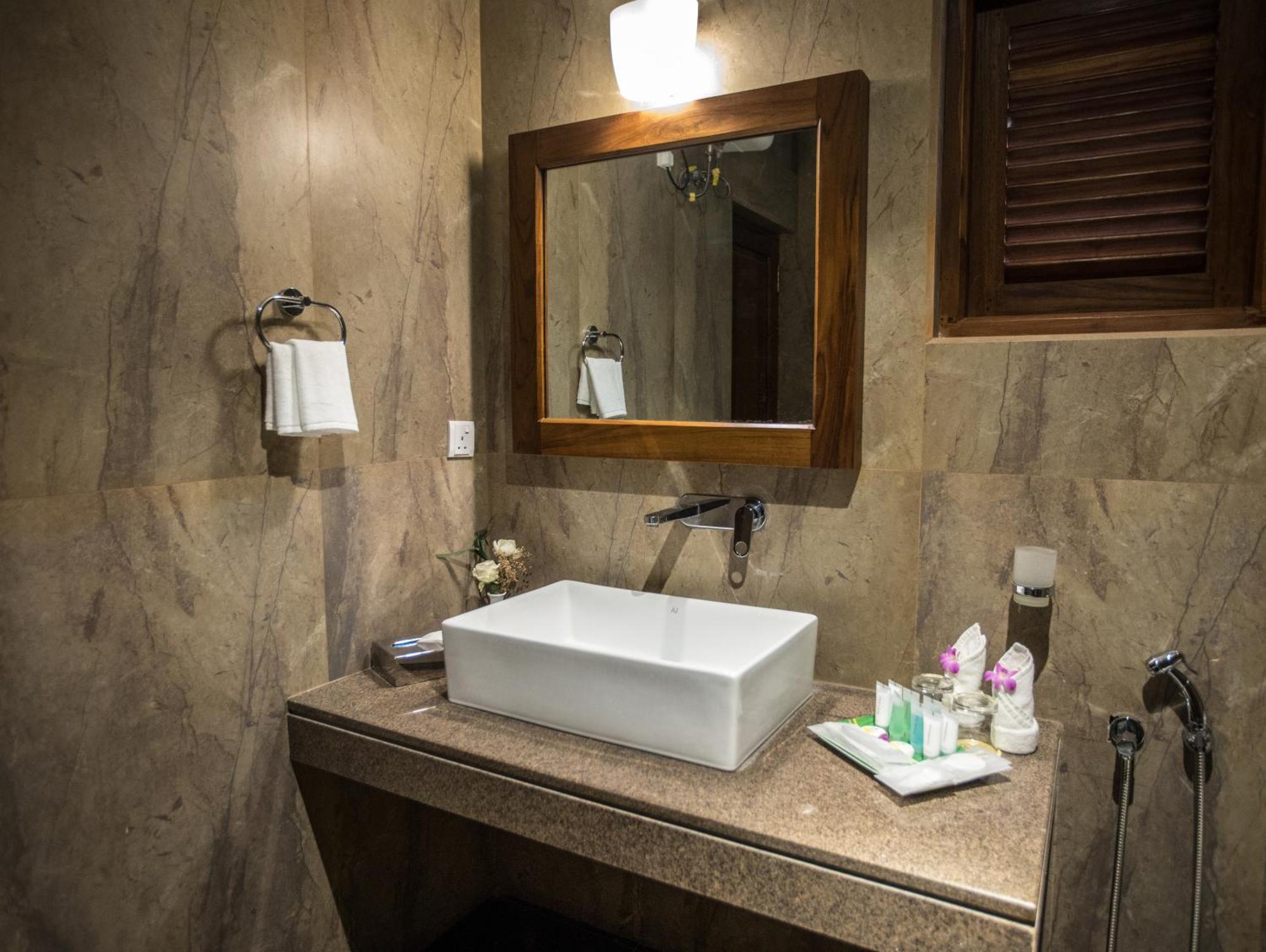 Hotel Earls Rajarata Anuradhapura Pokój zdjęcie